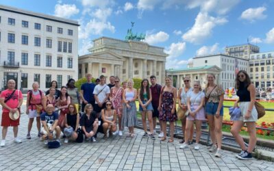 Why is Kurfürstendamm and Europa-Center a must-visit destination in Berlin, Germany?